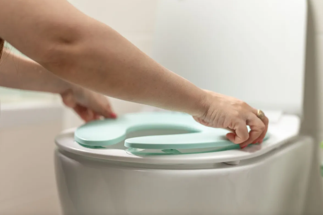 Asiento De Baño Para Bebes Portátil Nuby Entrenamiento Agua 76518